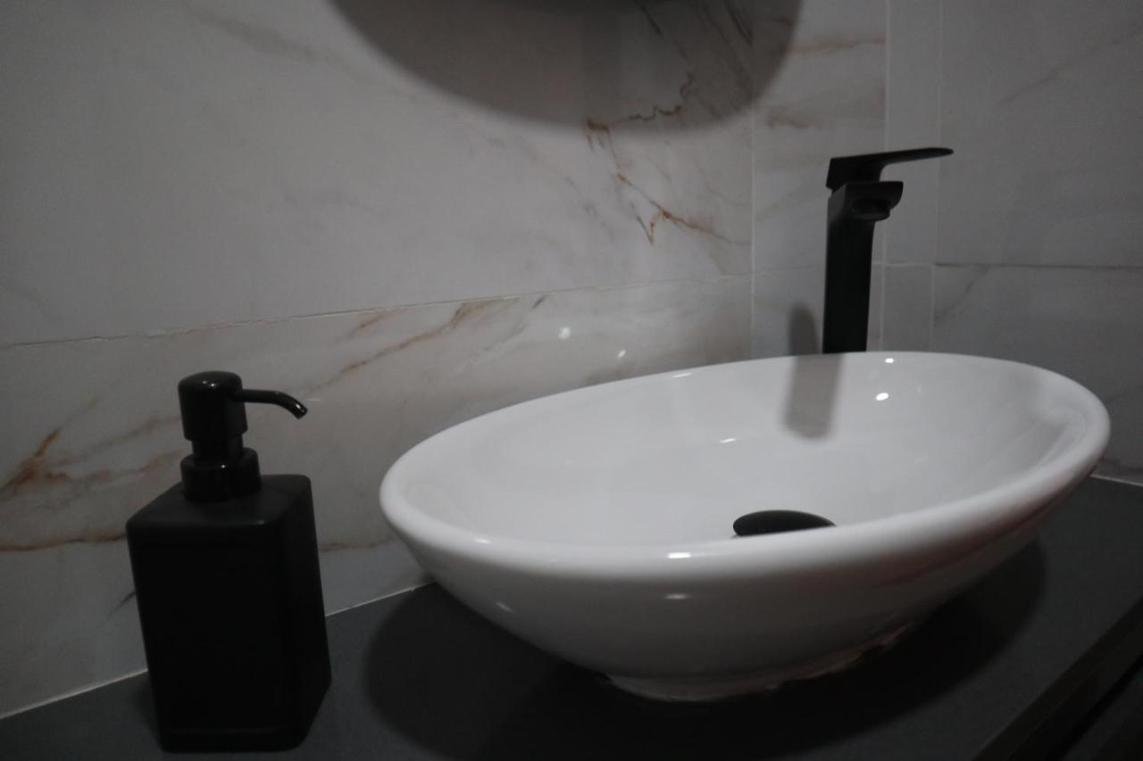 Apartment Sun House Belem - Free Parking And View Tower Lisbon