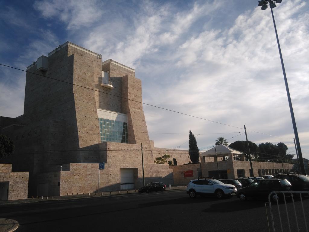 Apartment Sun House Belem - Free Parking And View Tower *